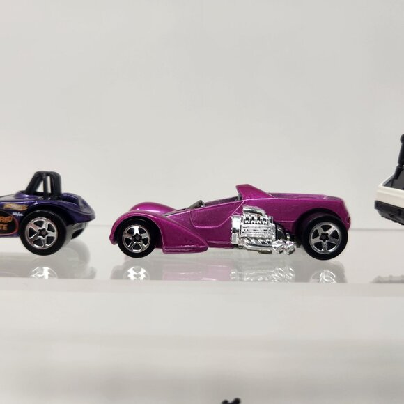 Lot of (9) Hot Wheels Diecast Cars 1998-2002 1/64 (g3) - Picture 4 of 11